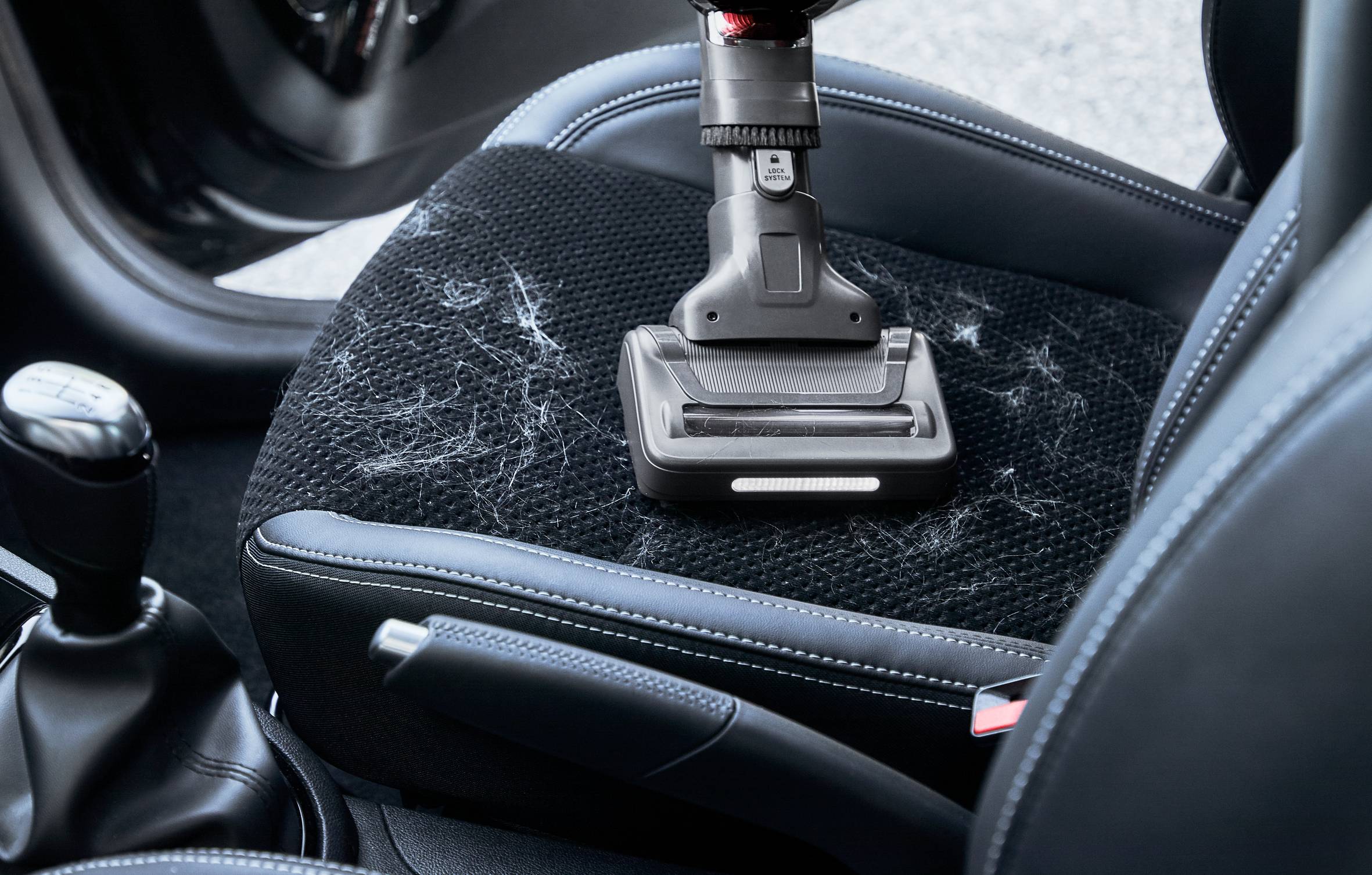 ASPIRATEUR BALAI SANS FIL X-FORCE 8.60 - KIT POUR LES ANIMAUX